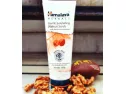 Himalaya Herbal Healthcare Gentle Exfoliating Walnut Scrub